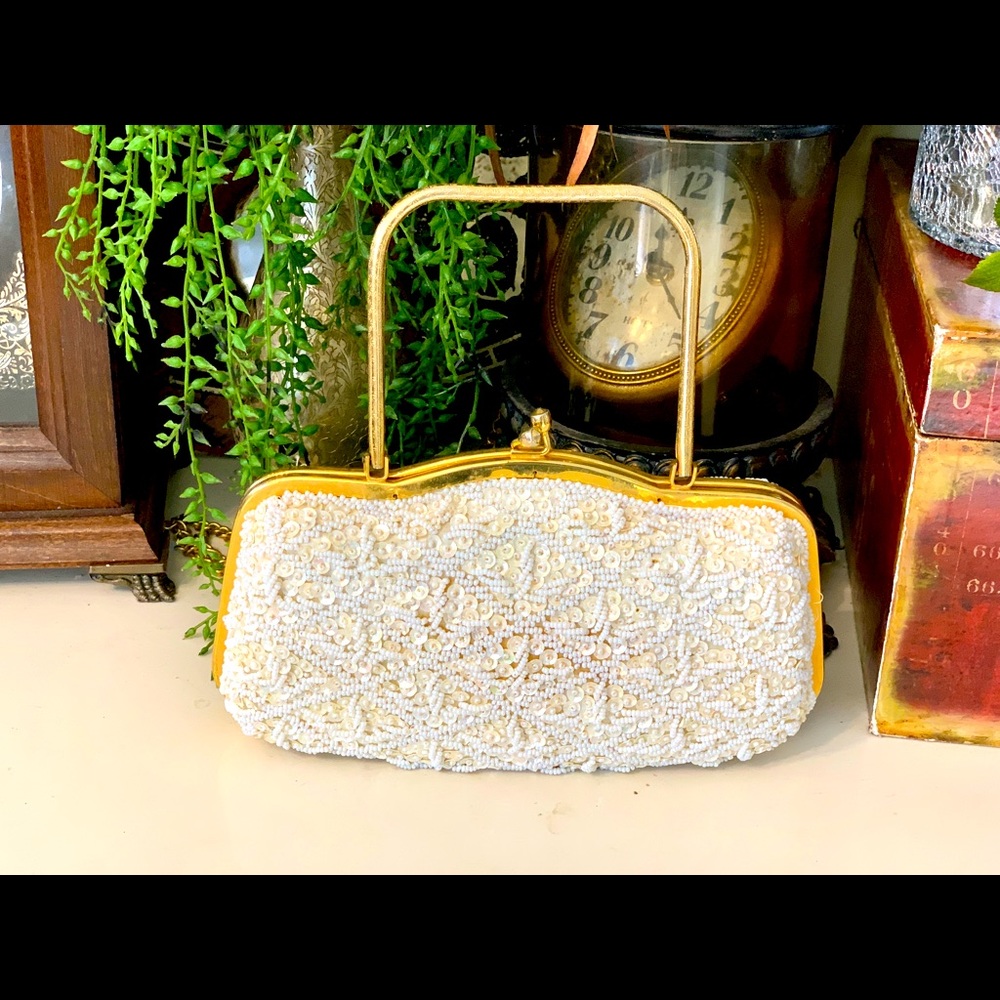 Vintage hand beaded cream & white metal frame bridal handbag evening purse